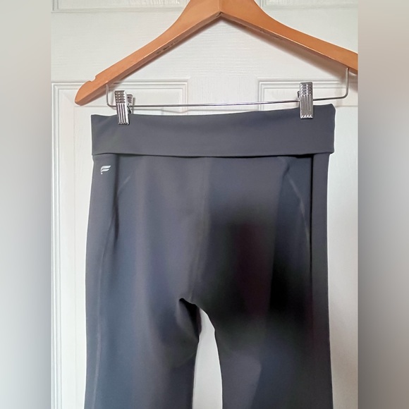 Never worn so they are in perfect, new condition. - Picture 2 of 9